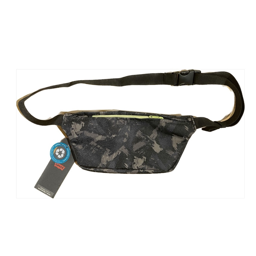 Levi’s Small Banana Sling - Picture 3 of 3